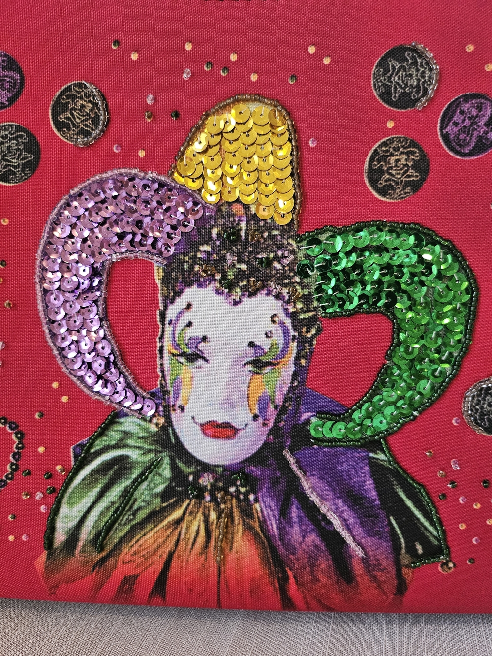 Red Sequin Jester Appliqué Shoulder Bag Vintage Mardi Gras Purse Bold Bright - Picture 4 of 16